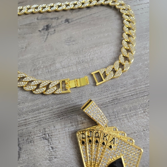 Hip Hop Iced Out Fully Rhinestone Gold Card Pendant & Cuban Chain Necklace 18" - Picture 11 of 13